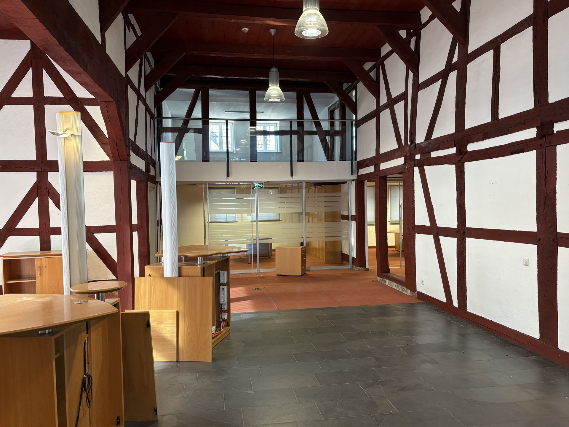 Immobilienangebot - Höxter / Stahle - Alle - Attraktives Wohn- und Geschäftshaus in zentraler Lage von Stahle