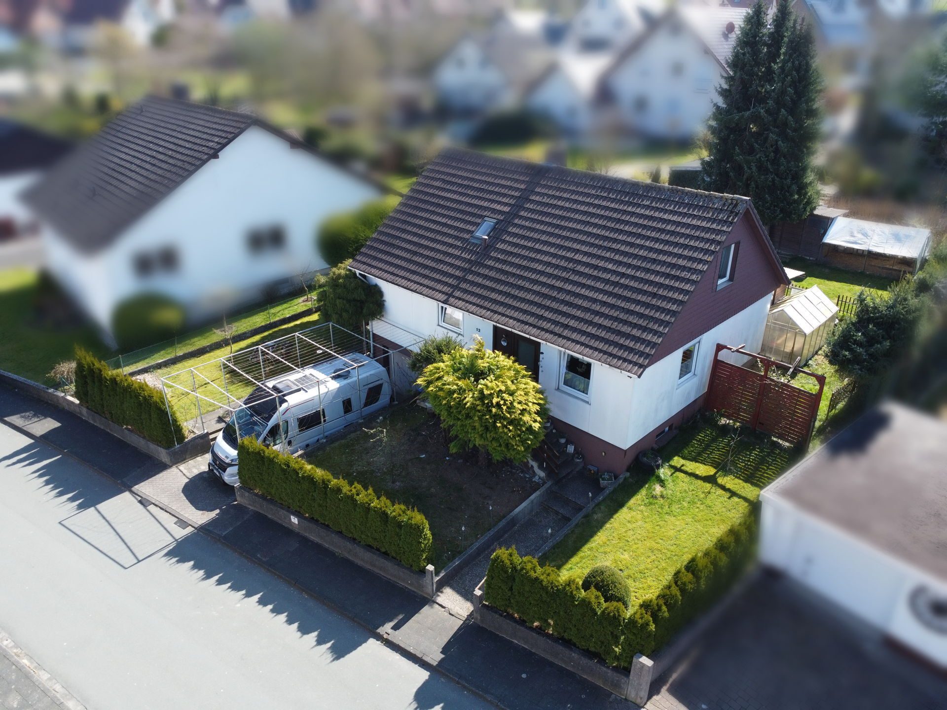 Immobilienangebot - Borchen / Kirchborchen - Alle - Die Basis steht – jetzt fehlen nur noch Ihre Ideen!
Einfamilienhaus in gewachsener Nachbarschaft von Kirchborchen
