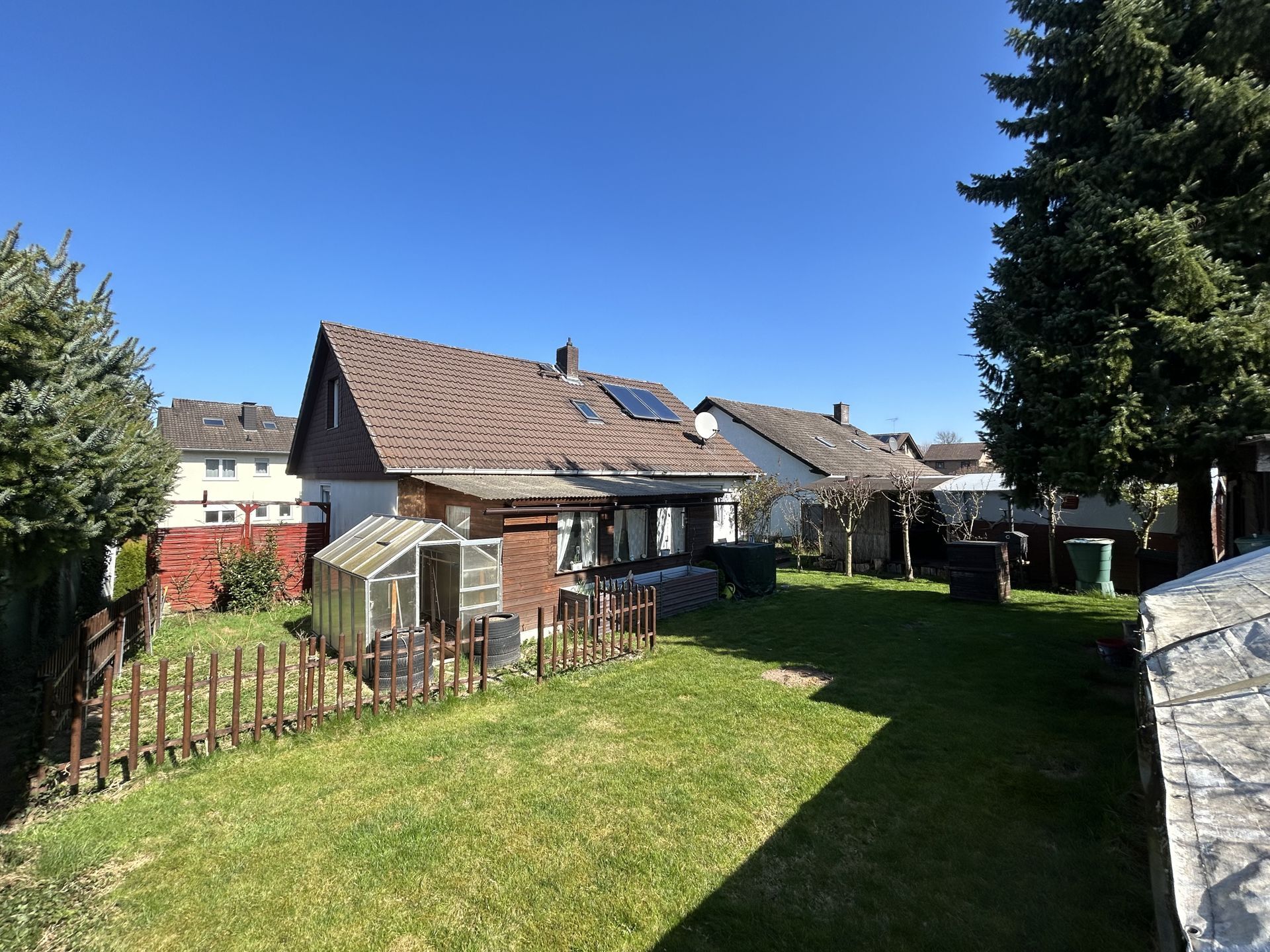 Immobilienangebot - Borchen / Kirchborchen - Alle - Die Basis steht – jetzt fehlen nur noch Ihre Ideen!
Einfamilienhaus in gewachsener Nachbarschaft von Kirchborchen