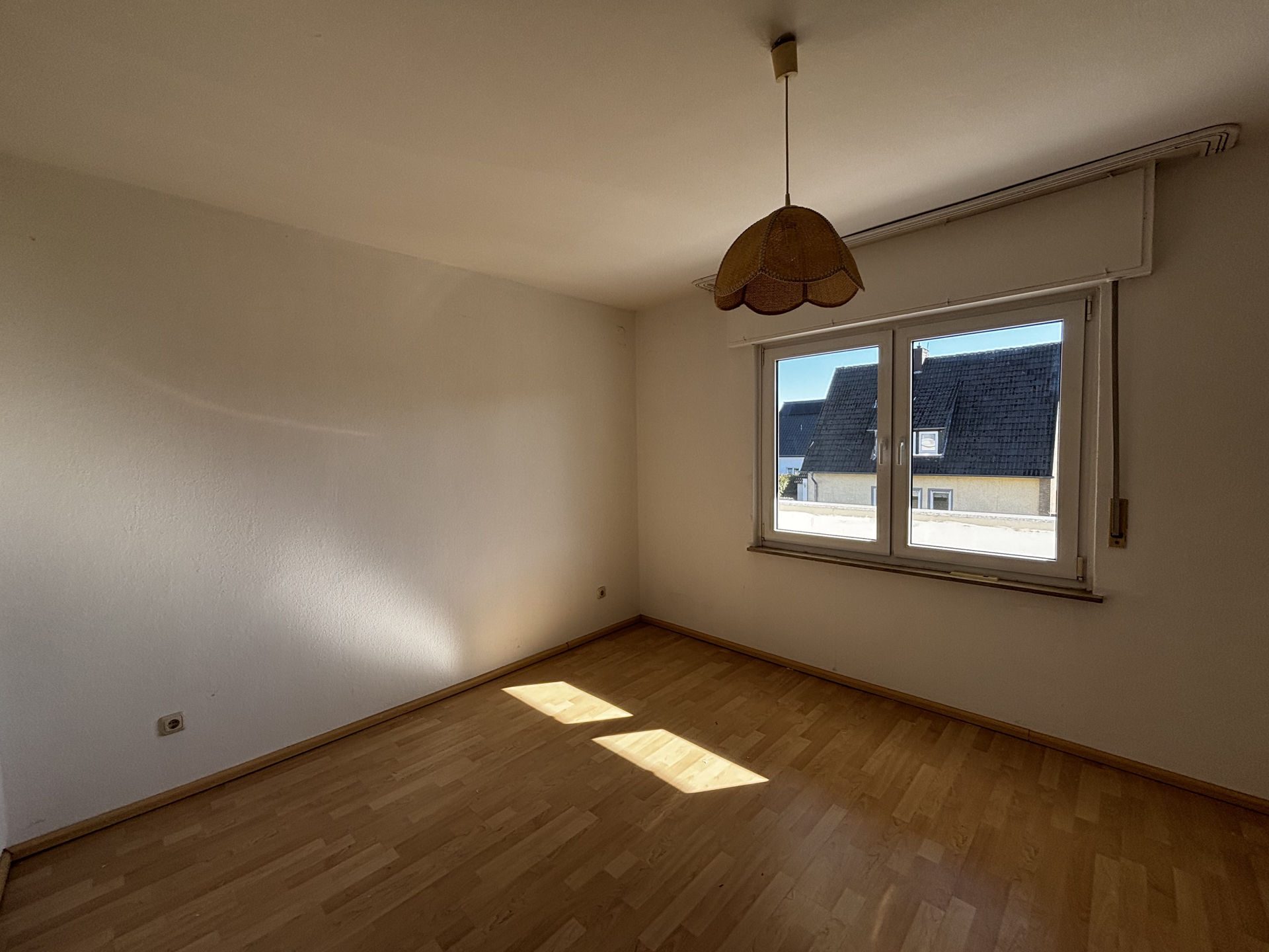Immobilienangebot - Lage - Alle - Vielversprechende Doppelhaushälfte in ruhigem Wohnumfeld