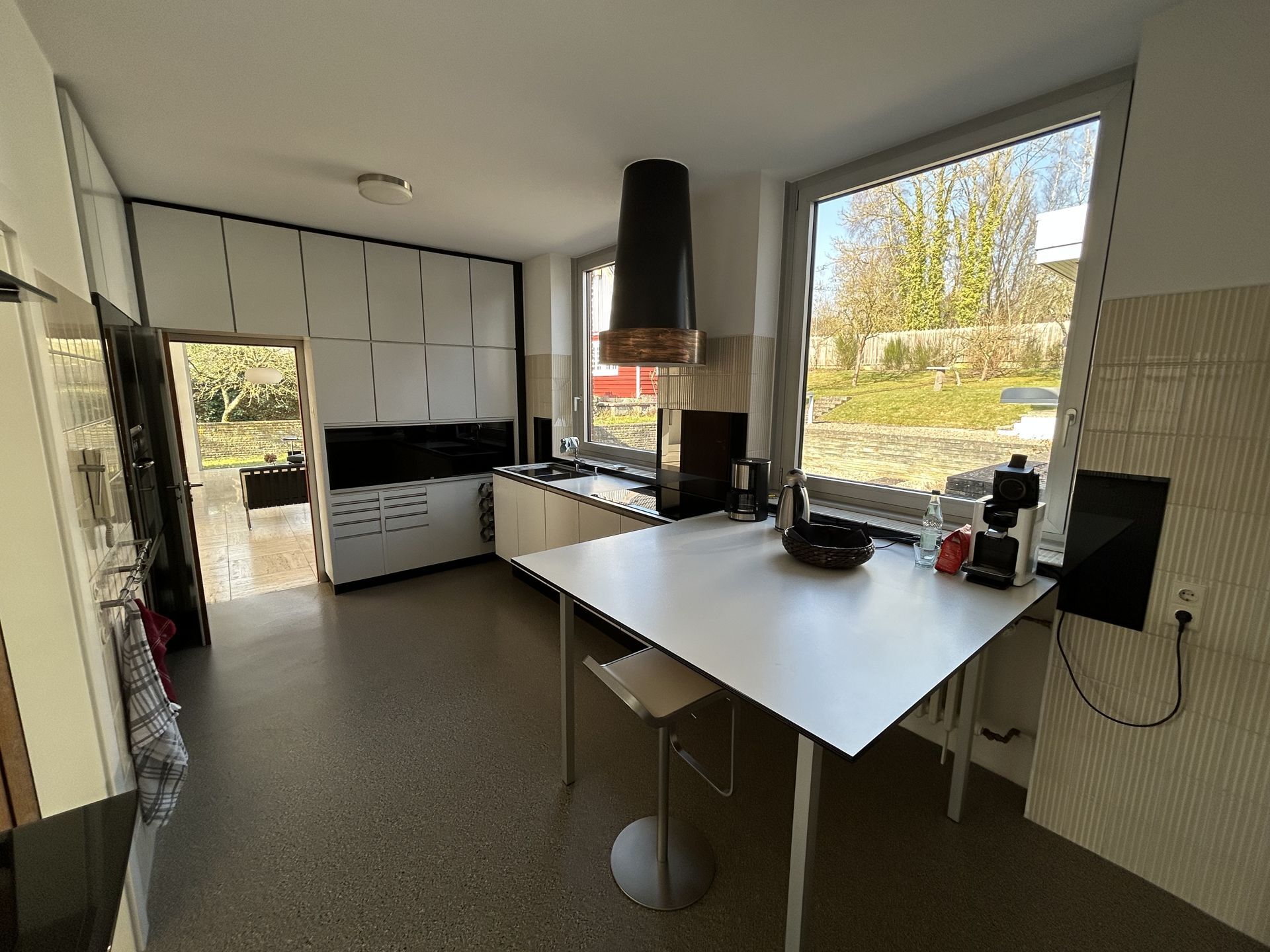 Immobilienangebot - Büren - Alle - Fabrikantenvilla der klassischen Moderne mit Weitblick 
ideal für Wohnen & Arbeiten