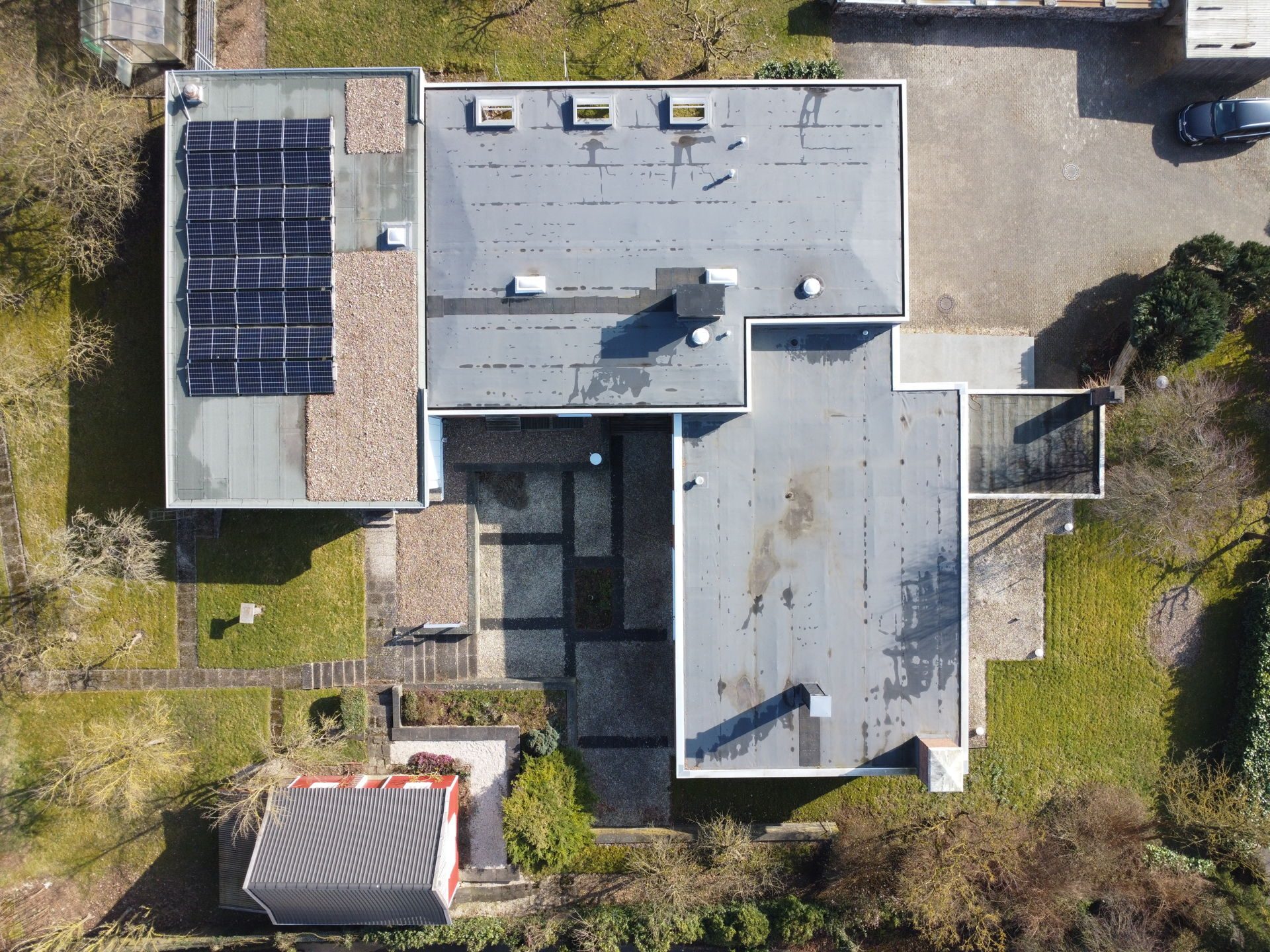 Immobilienangebot - Büren - Alle - Fabrikantenvilla der klassischen Moderne mit Weitblick 
ideal für Wohnen & Arbeiten