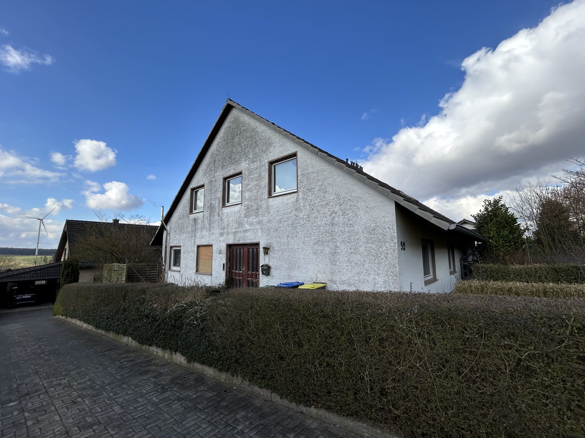 Immobilienangebot - Schieder-Schwalenberg - Alle - Ein Sanierungsprojekt mit Potenzial – Doppelhaushälfte in Schieder-Schwalenberg