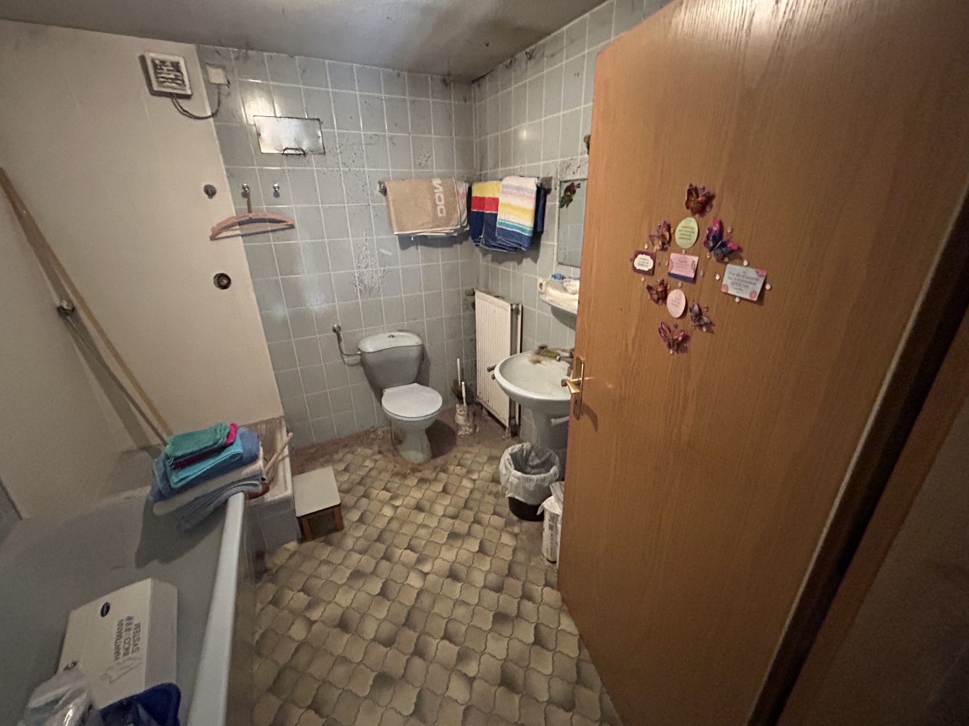 Immobilienangebot - Schieder-Schwalenberg - Alle - Ein Sanierungsprojekt mit Potenzial – Doppelhaushälfte in Schieder-Schwalenberg