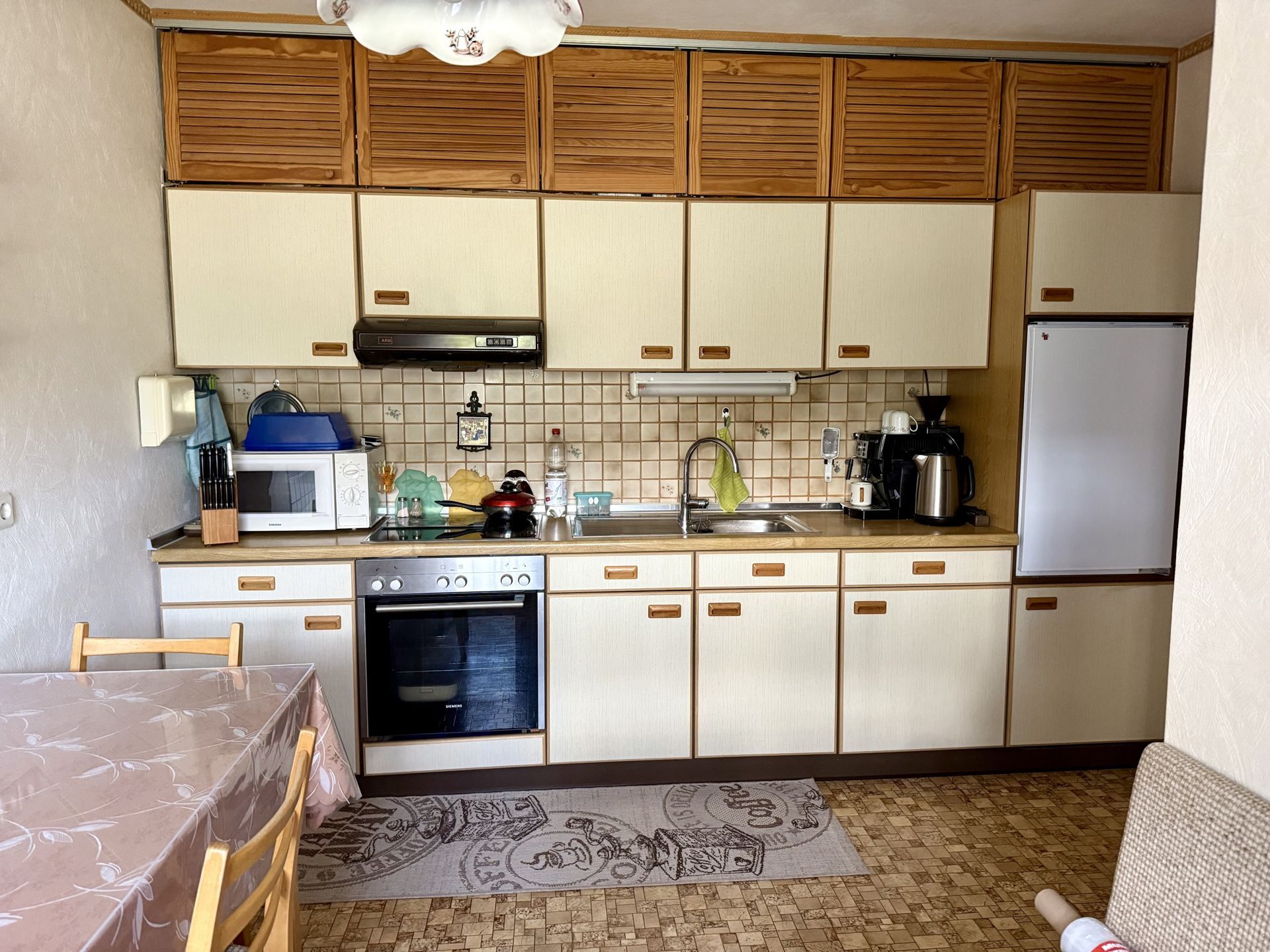 Immobilienangebot - Brakel - Alle - 2-3 FH mit 3 Garagen in Brakel !!!