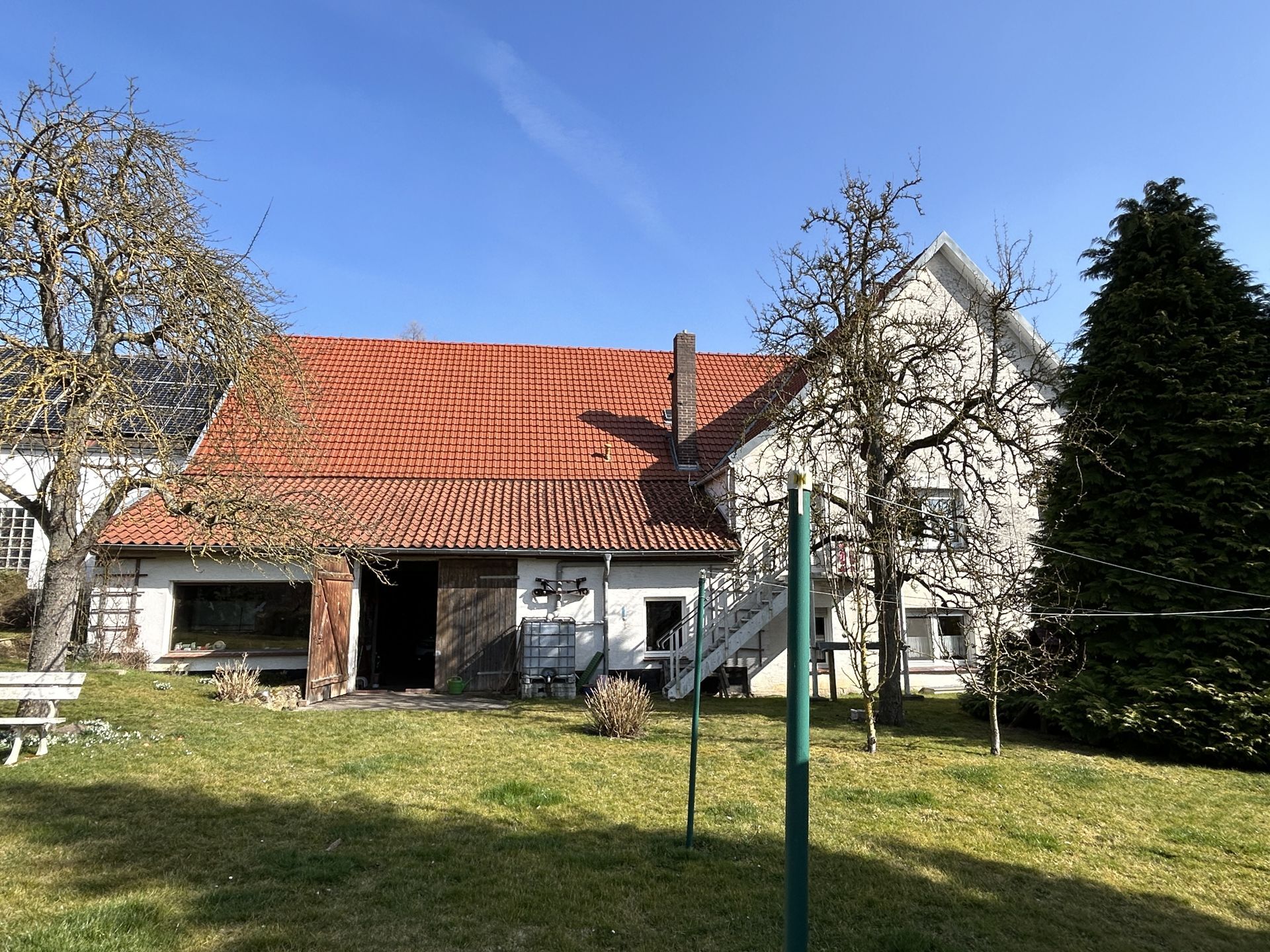 Immobilienangebot - Warburg / Menne - Alle - EFH mit Scheunenanbau in Menne