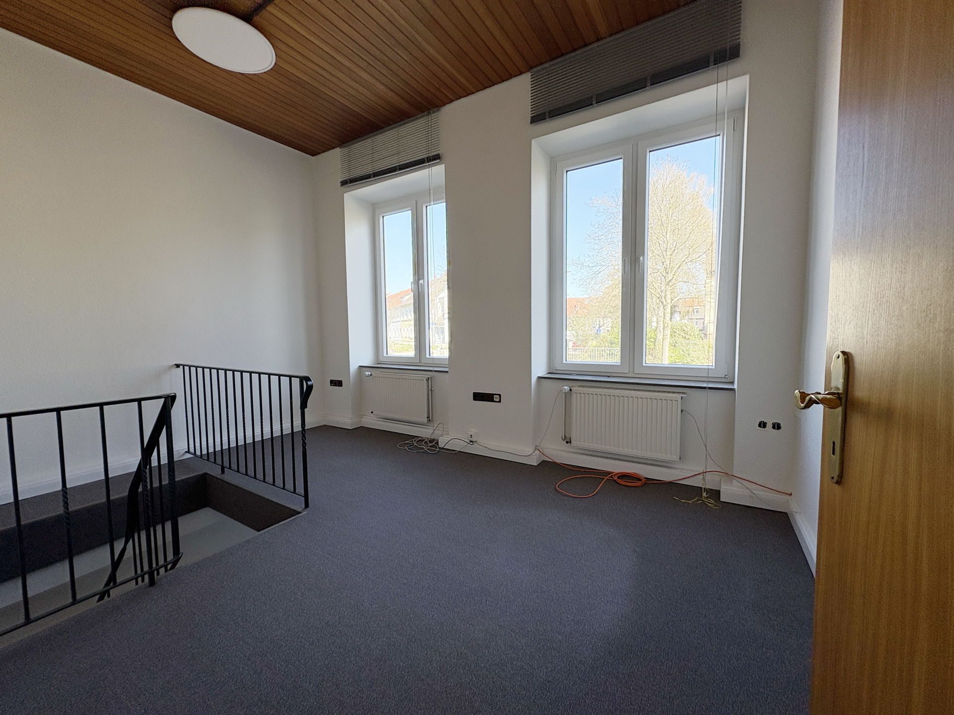 Immobilienangebot - Detmold - Alle - Altbauwohnung mitten in der Stadt!