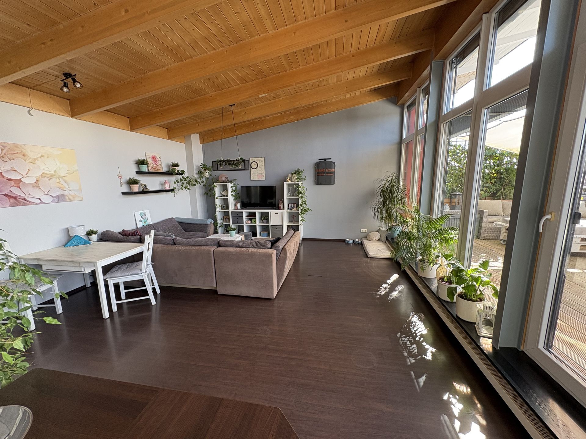 Immobilienangebot - Paderborn / Elsen - Alle - Wohnkomfort und Ruhe -
exklusive Wohnung in Elsen