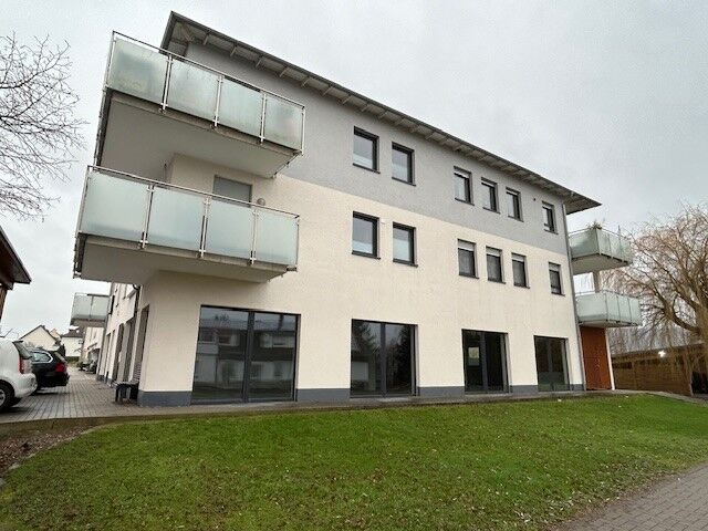 Immobilienangebot - Boffzen - Gewerbe - Attraktive Gewerbefläche in bester Lage – Ladenlokal in Boffzen