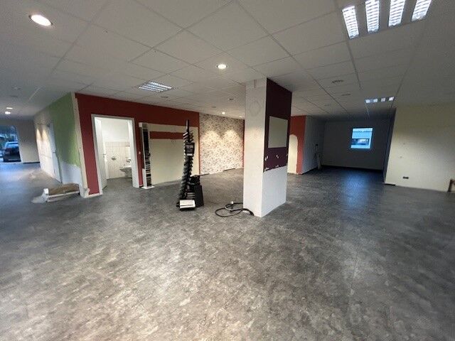 Immobilienangebot - Boffzen - Gewerbe - Attraktive Gewerbefläche in bester Lage – Ladenlokal in Boffzen
