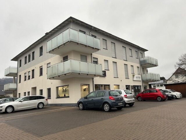 Immobilienangebot - Boffzen - Gewerbe - Attraktive Gewerbefläche in bester Lage – Ladenlokal in Boffzen