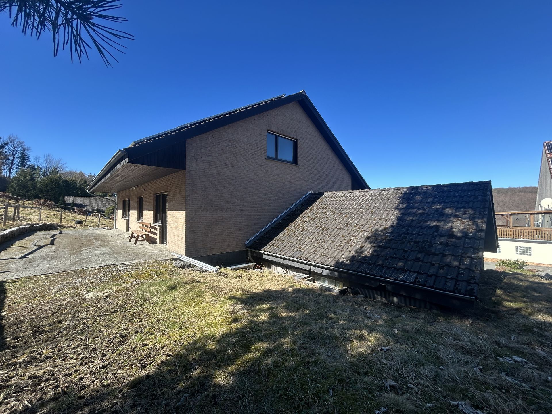 Immobilienangebot - Bad Wünnenberg / Bleiwäsche - Alle - Einfamilienhaus in Bleiwäsche
Landleben deluxe – viel Raum für Träume und Projekte