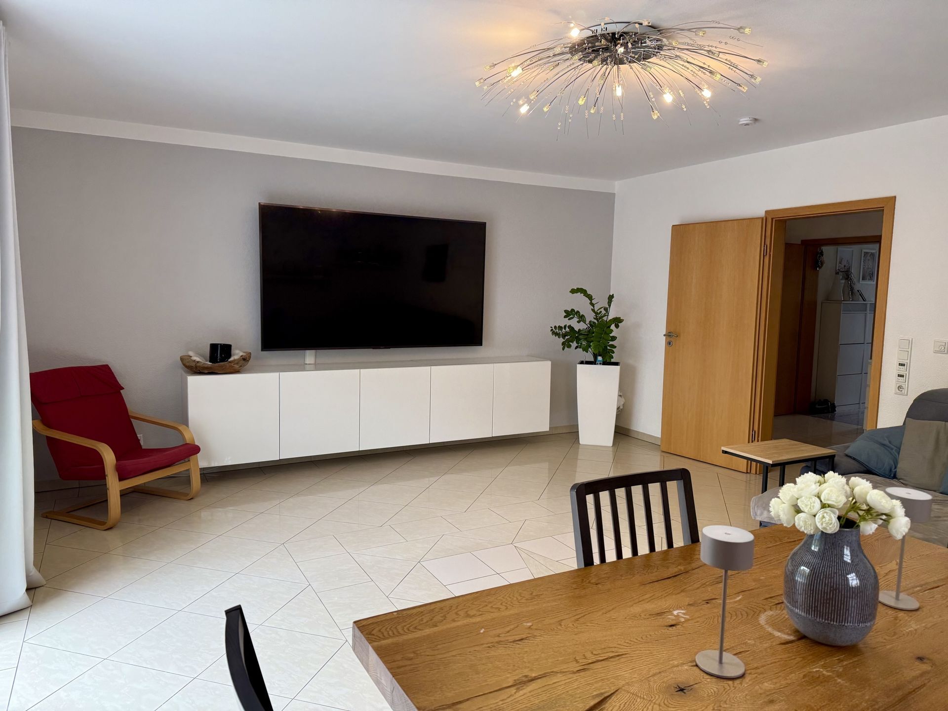 Immobilienangebot - Steinheim - Alle - Traumhaftes 1-2 FH mit Doppelgarage in Steinheim – Ihr neues Zuhause wartet auf Sie!