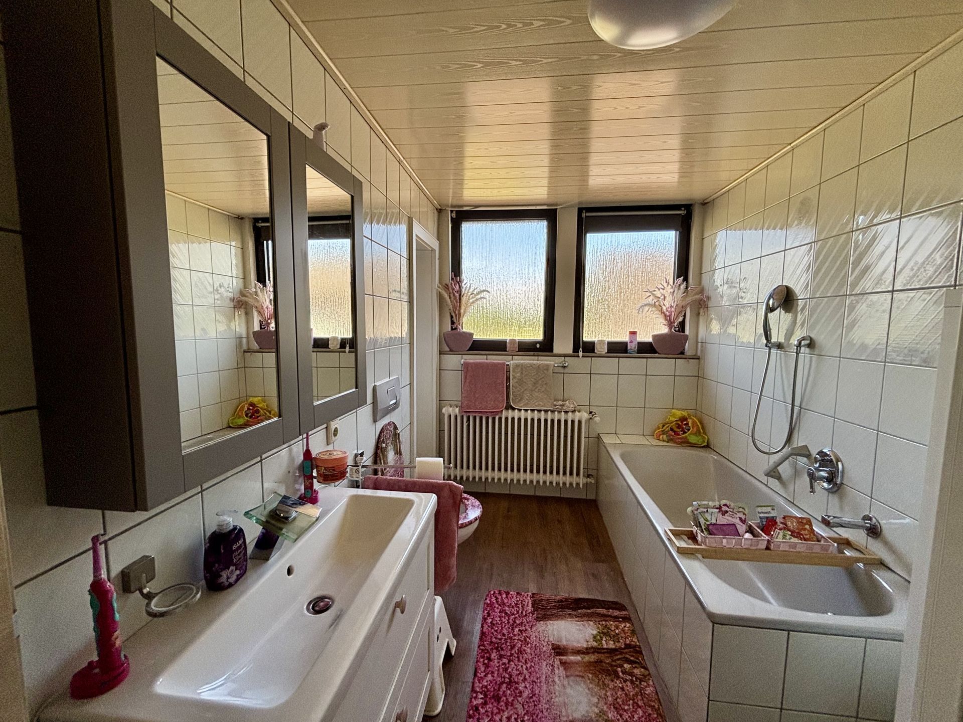 Immobilienangebot - Delbrück - Alle - Solides Zuhause mit Ausblick: Einfamilienhaus auf großem Grundstück in Schöning