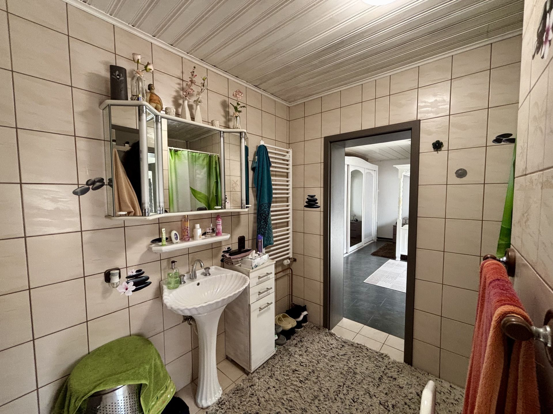 Immobilienangebot - Delbrück - Alle - Solides Zuhause mit Ausblick: Einfamilienhaus auf großem Grundstück in Schöning