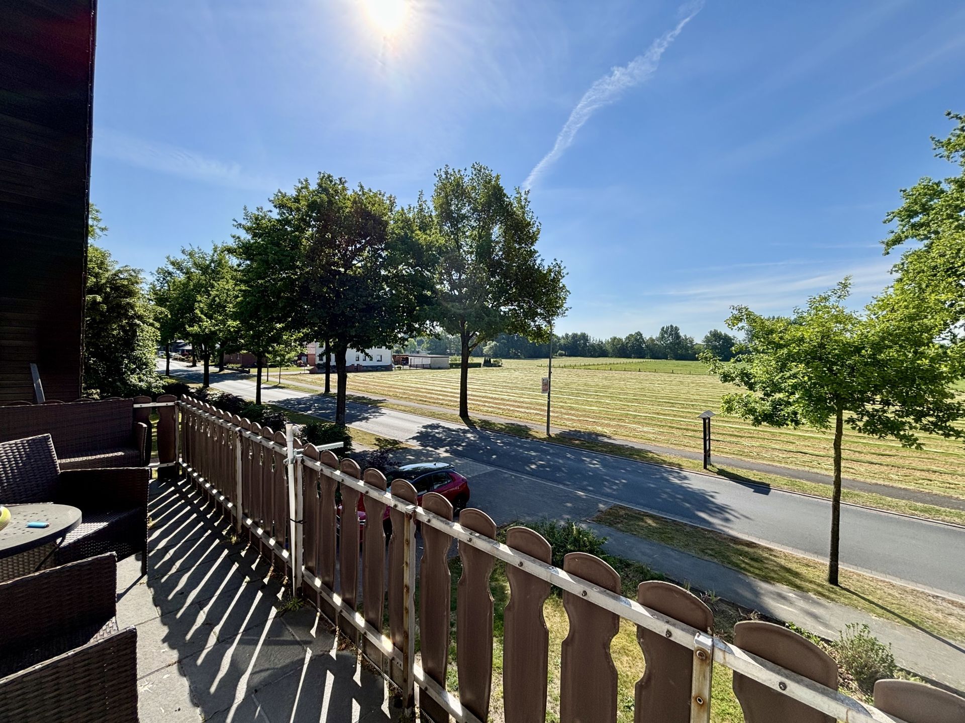 Immobilienangebot - Delbrück - Alle - Solides Zuhause mit Ausblick: Einfamilienhaus auf großem Grundstück in Schöning