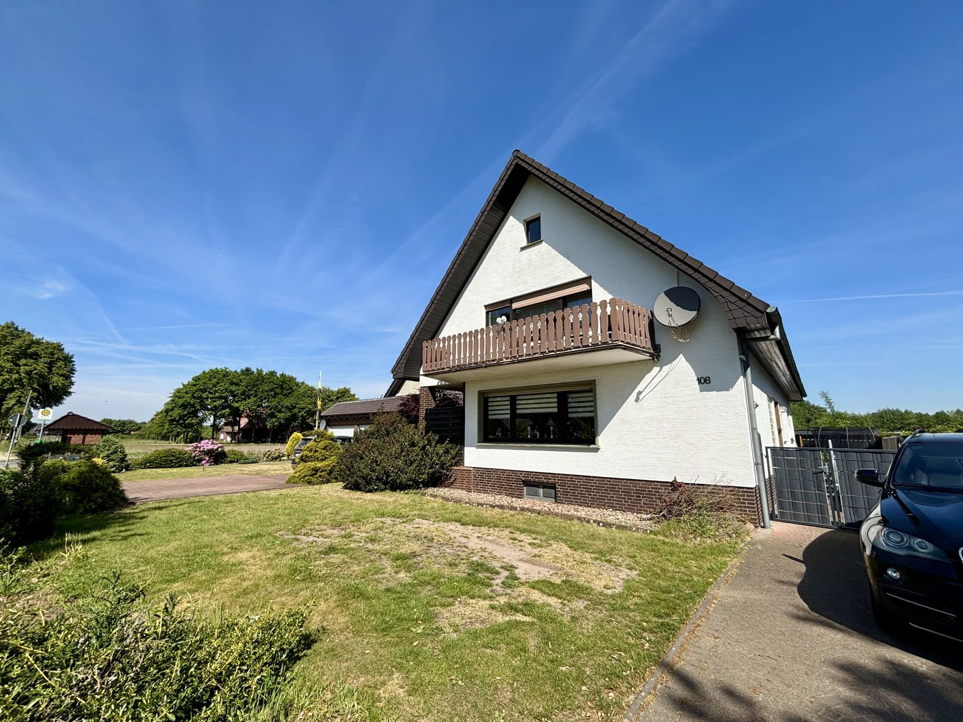 Immobilienangebot - Delbrück - Alle - Solides Zuhause mit Ausblick: Einfamilienhaus auf großem Grundstück in Schöning