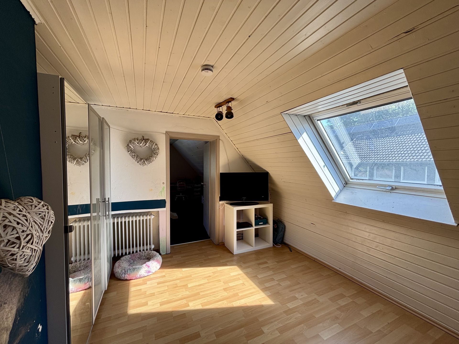Immobilienangebot - Delbrück - Alle - Solides Zuhause mit Ausblick: Einfamilienhaus auf großem Grundstück in Schöning