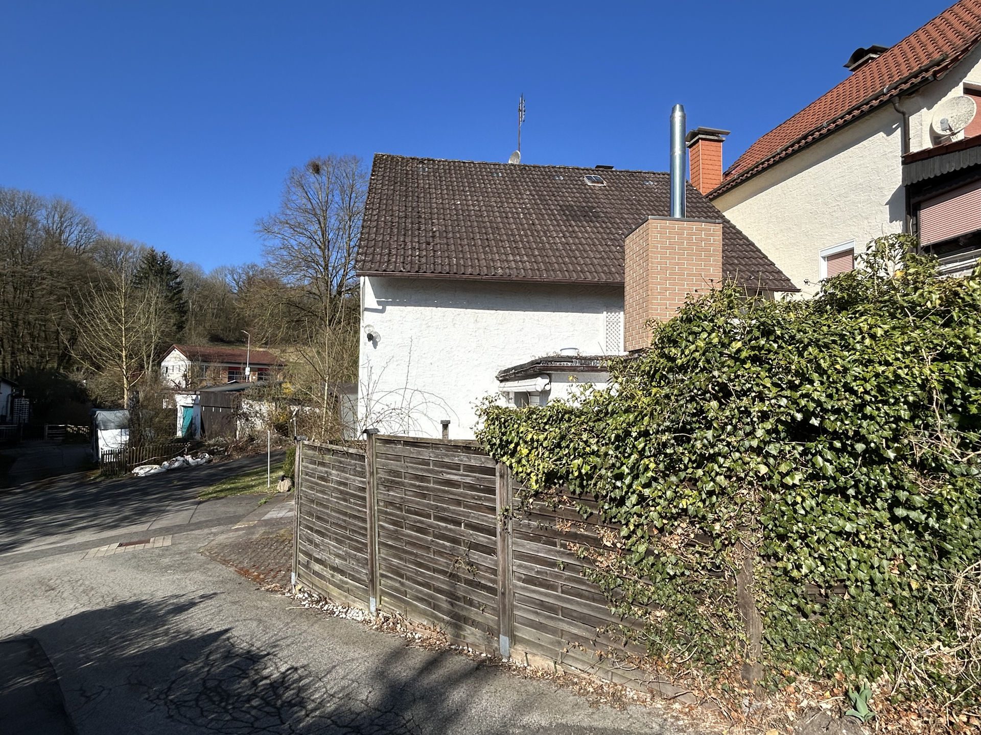Immobilienangebot - Barntrup / Sonneborn - Alle - Klein aber fein - Einfamilienhaus in Sonneborn!