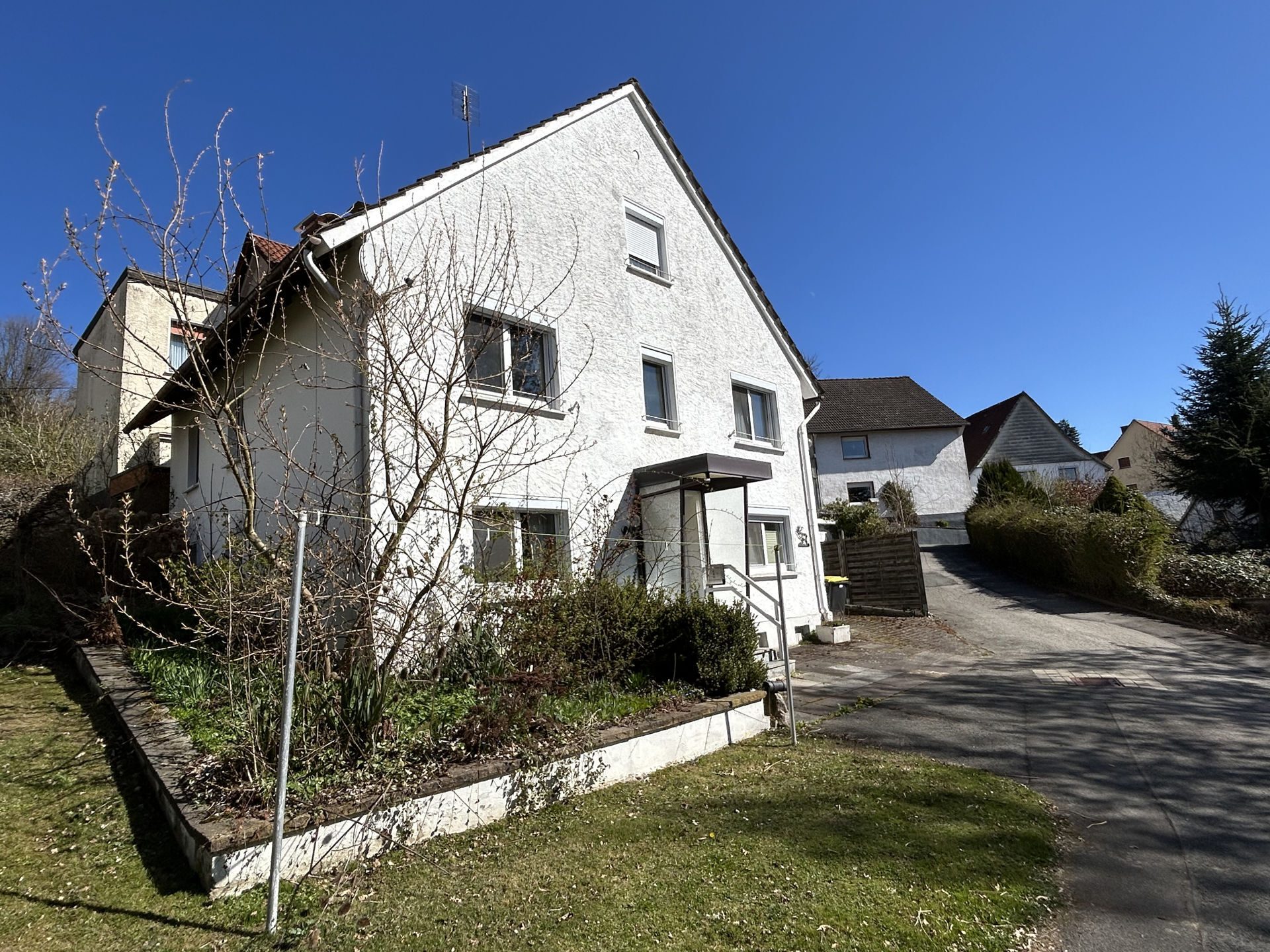 Immobilienangebot - Barntrup / Sonneborn - Alle - Klein aber fein - Einfamilienhaus in Sonneborn!