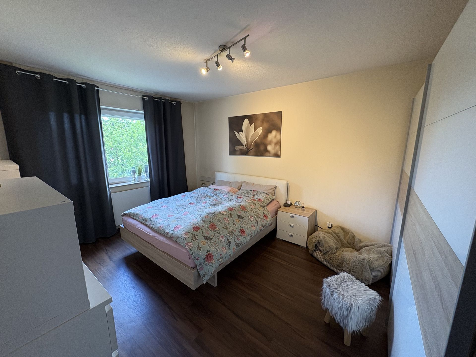 Immobilienangebot - Paderborn / Elsen - Alle - Zentral, geräumig und familienfreundlich!