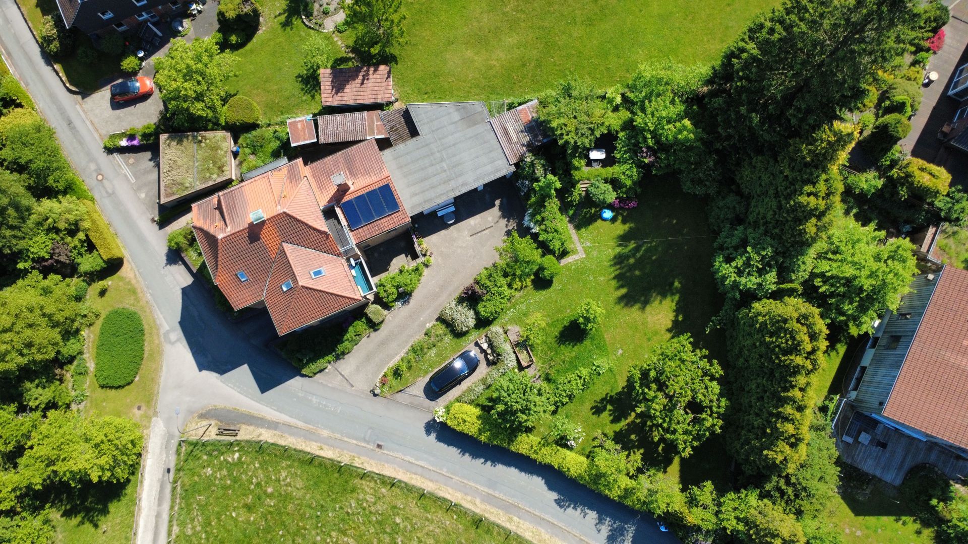 Immobilienangebot - Detmold - Alle - Zweifamilienhaus in idyllischer Umgebung!