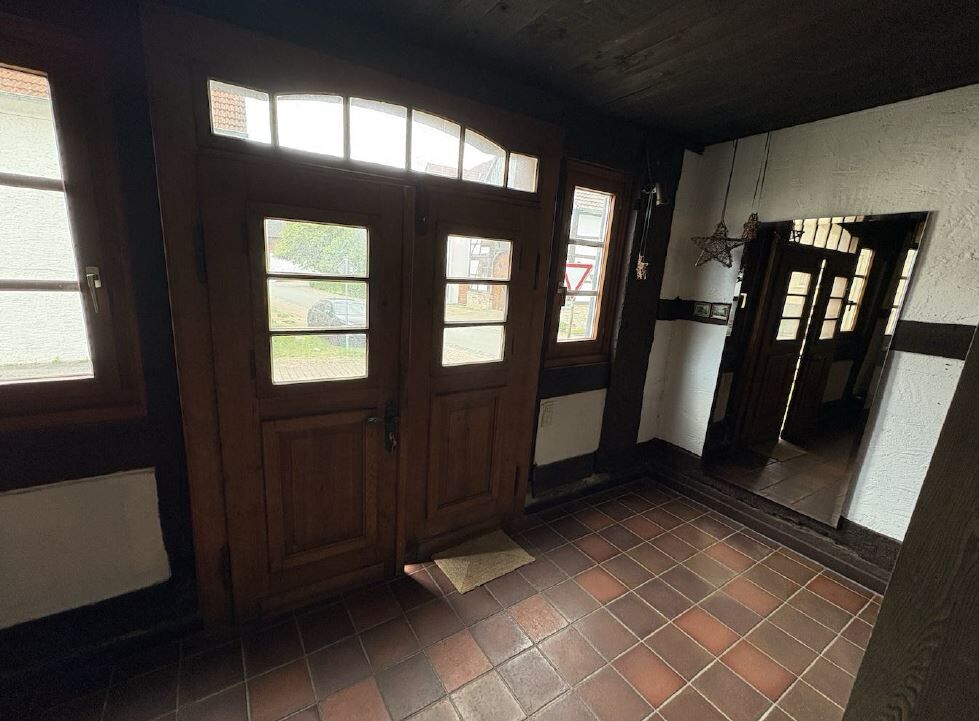 Immobilienangebot - Beverungen / Amelunxen - Alle - Charmantes Fachwerkhaus mit Einliegerwohnung in ruhiger Lage