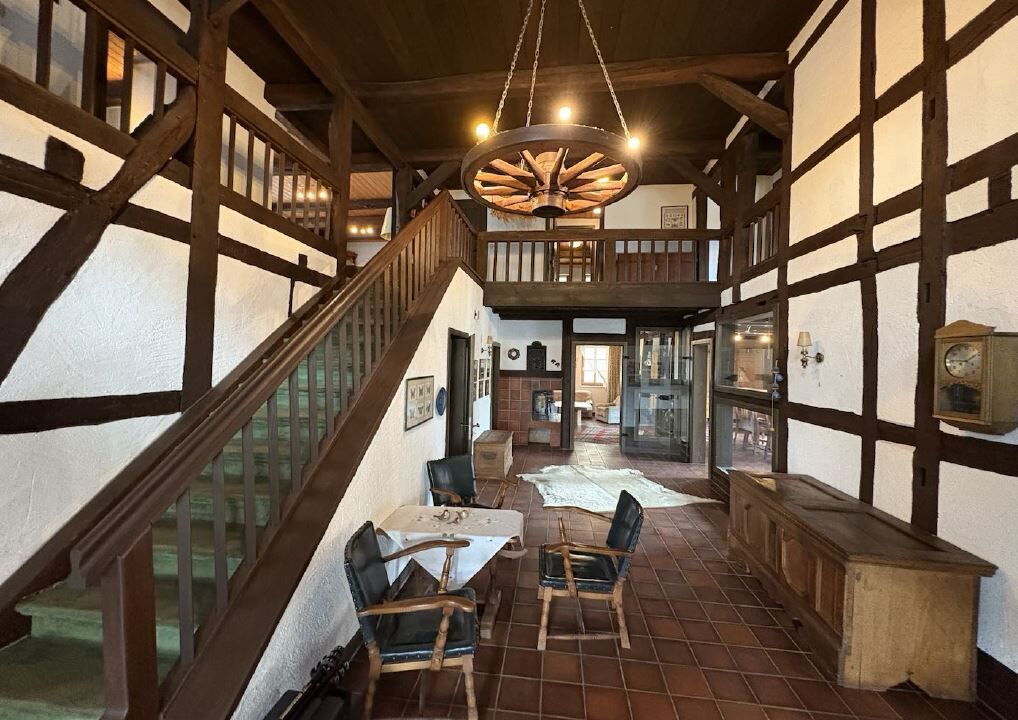 Immobilienangebot - Beverungen / Amelunxen - Alle - Charmantes Fachwerkhaus mit Einliegerwohnung in ruhiger Lage