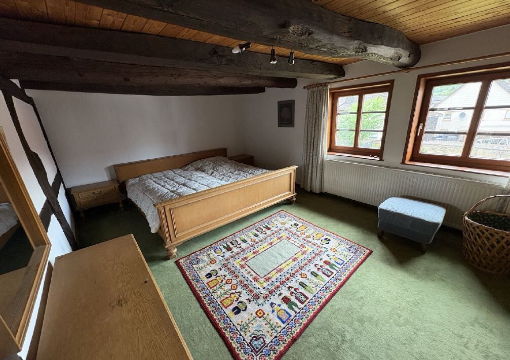 Immobilienangebot - Beverungen / Amelunxen - Alle - Charmantes Fachwerkhaus mit Einliegerwohnung in ruhiger Lage