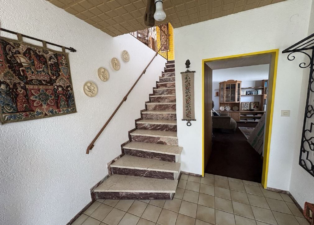 Immobilienangebot - Höxter - Alle - Einfamilienhaus mit Wintergarten in ruhiger Lage