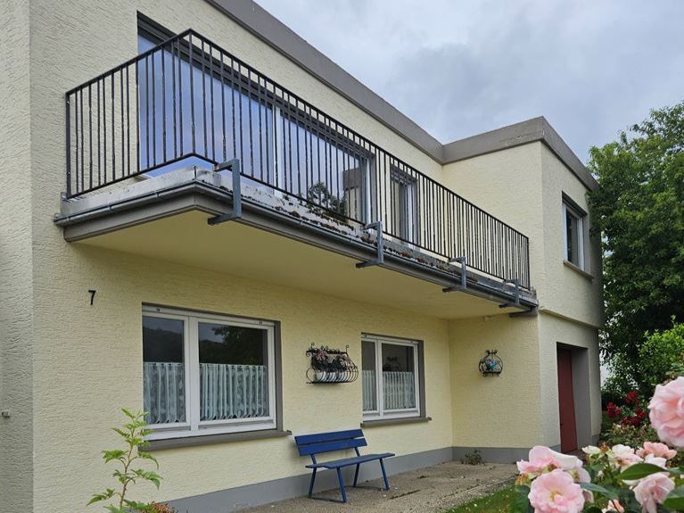 Immobilienangebot - Höxter - Alle - Einfamilienhaus mit Wintergarten in ruhiger Lage
