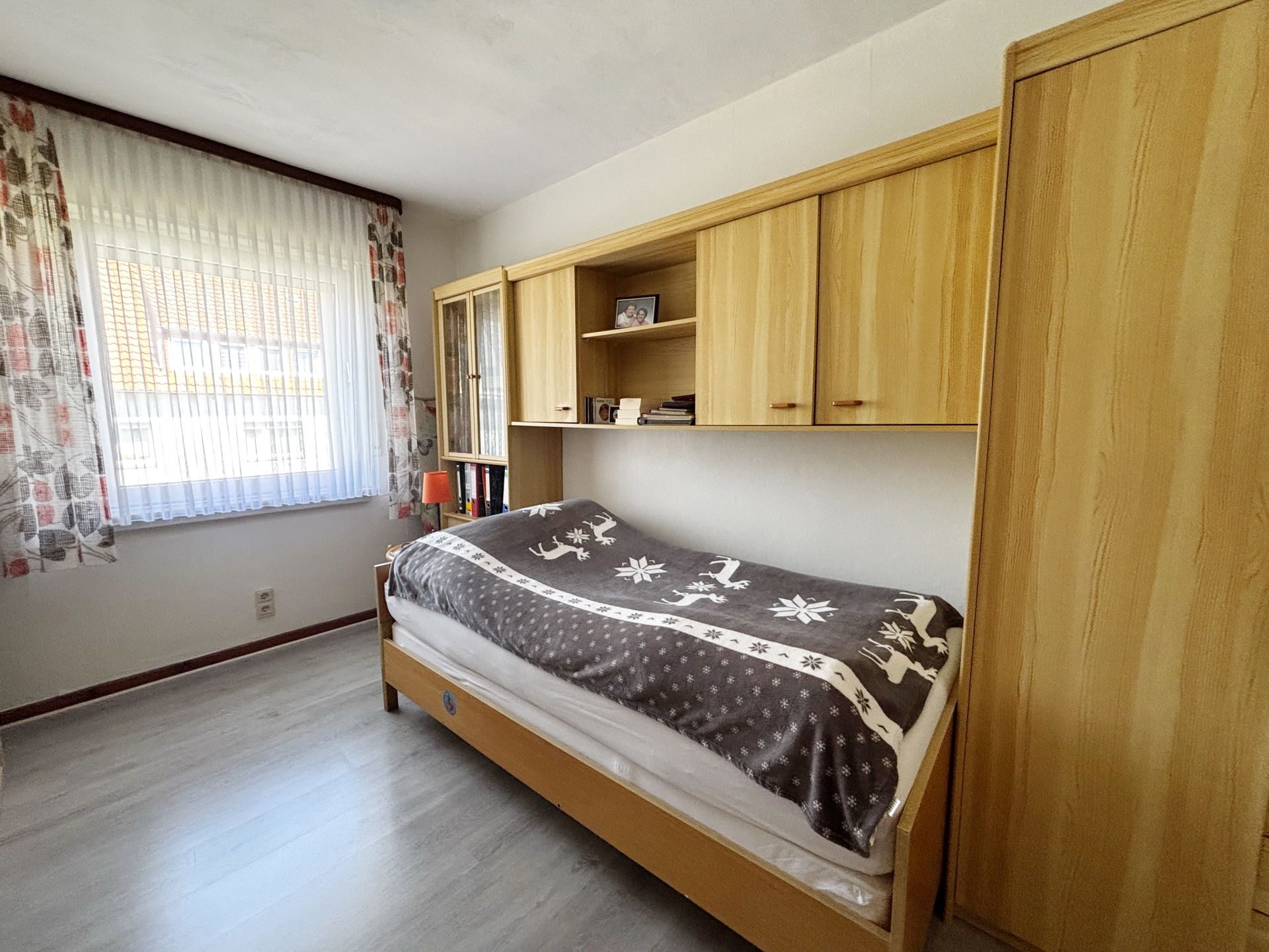 Immobilienangebot - Lage - Alle - Zweifamilienhaus in Lage - eine gute Kombination aus Gemütlichkeit und Potenzial