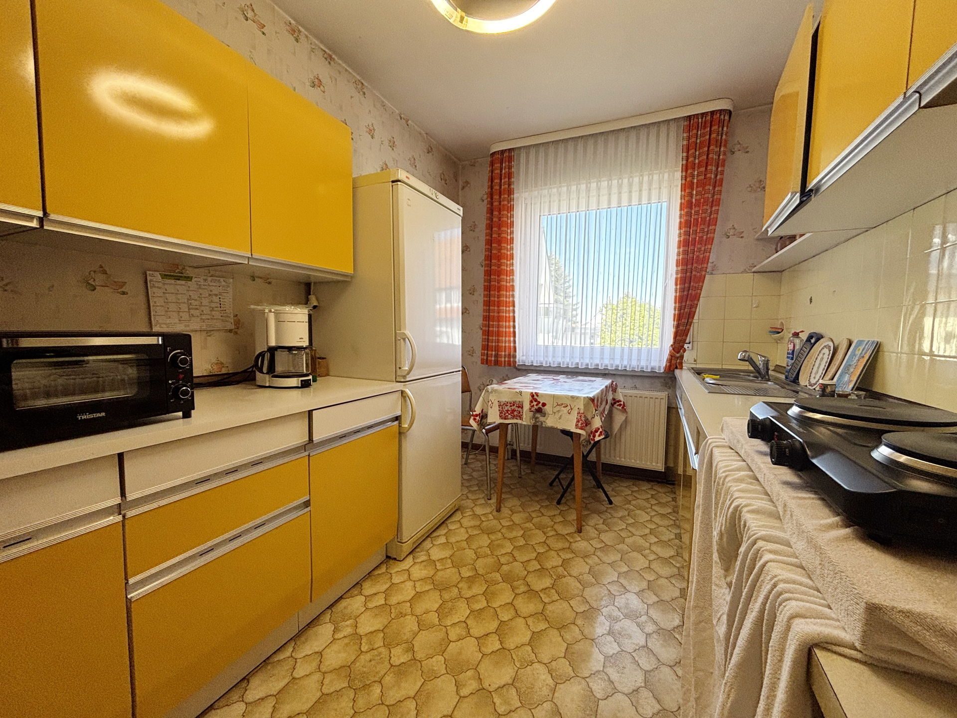 Immobilienangebot - Lage - Alle - Zweifamilienhaus in Lage - eine gute Kombination aus Gemütlichkeit und Potenzial