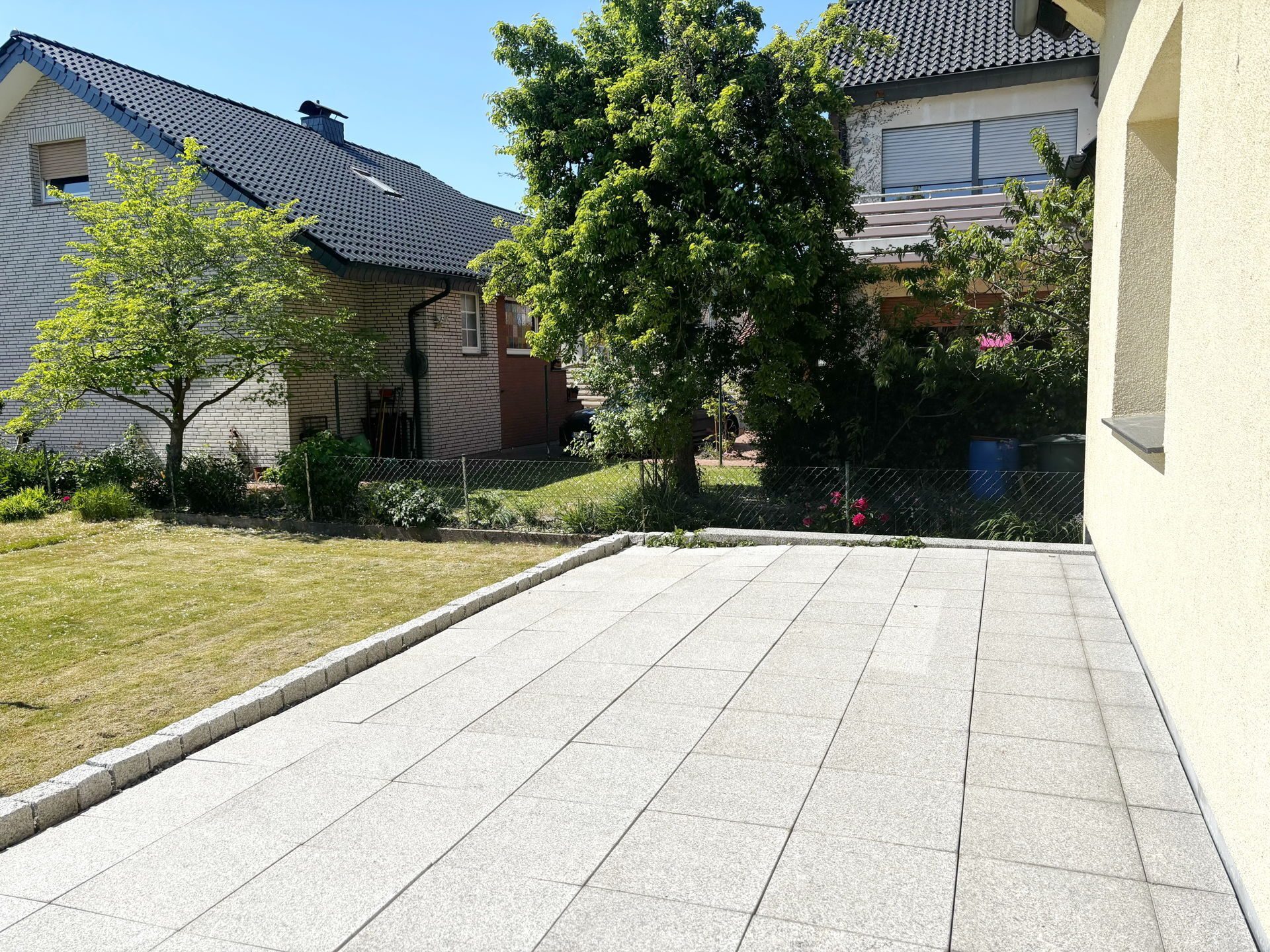 Immobilienangebot - Lage - Alle - Zweifamilienhaus in Lage - eine gute Kombination aus Gemütlichkeit und Potenzial