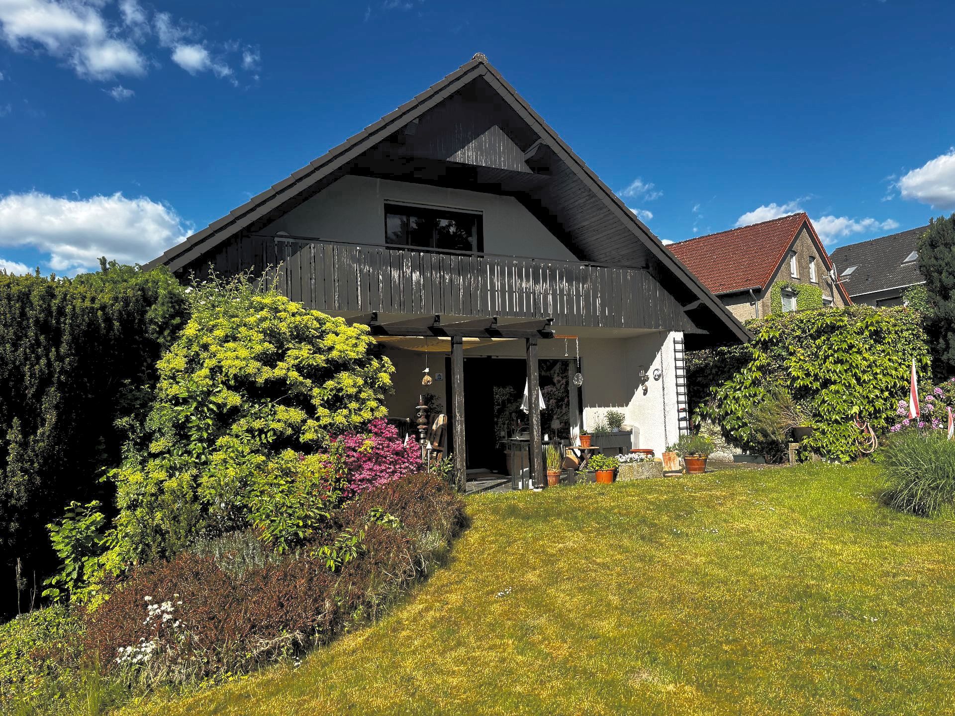 Immobilienangebot - Lage - Alle - Ihr neues Zuhause wartet auf Sie!
