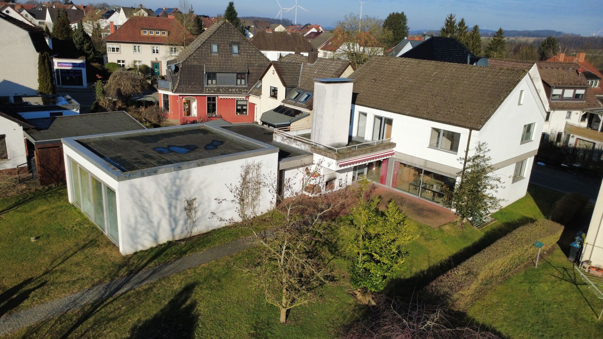 Immobilienangebot - Barntrup - Alle - Großzügiges Wohnhaus mit viel Potenzial in zentraler Lage von Barntrup!