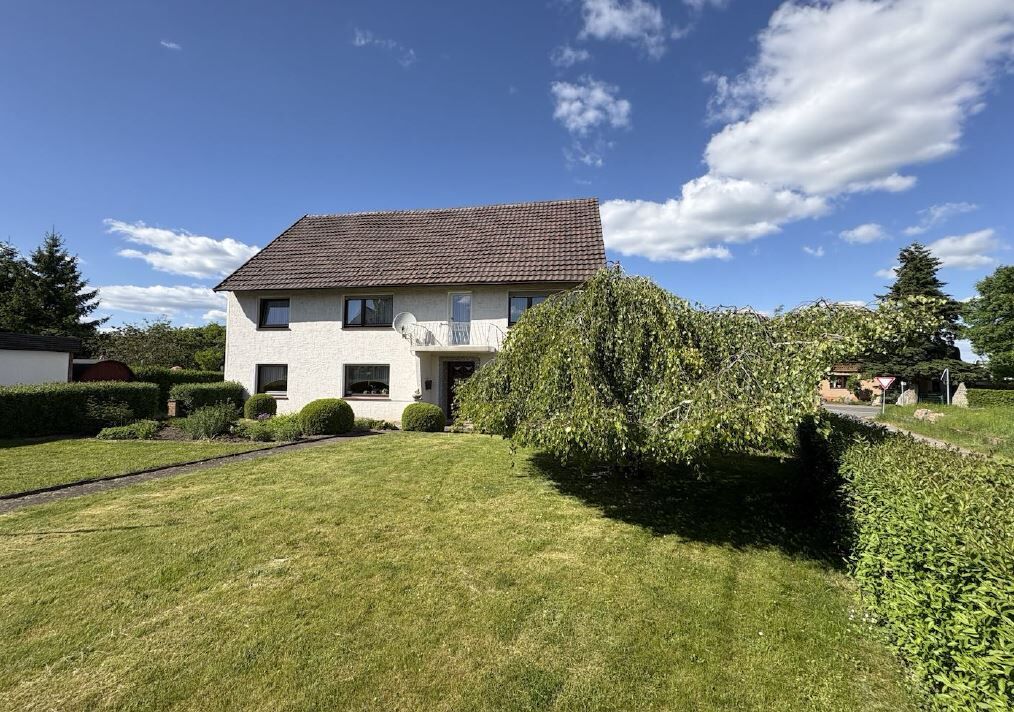 Immobilienangebot - Marienmünster - Alle - Traumhaftes Einfamilienhaus in ruhiger Lage