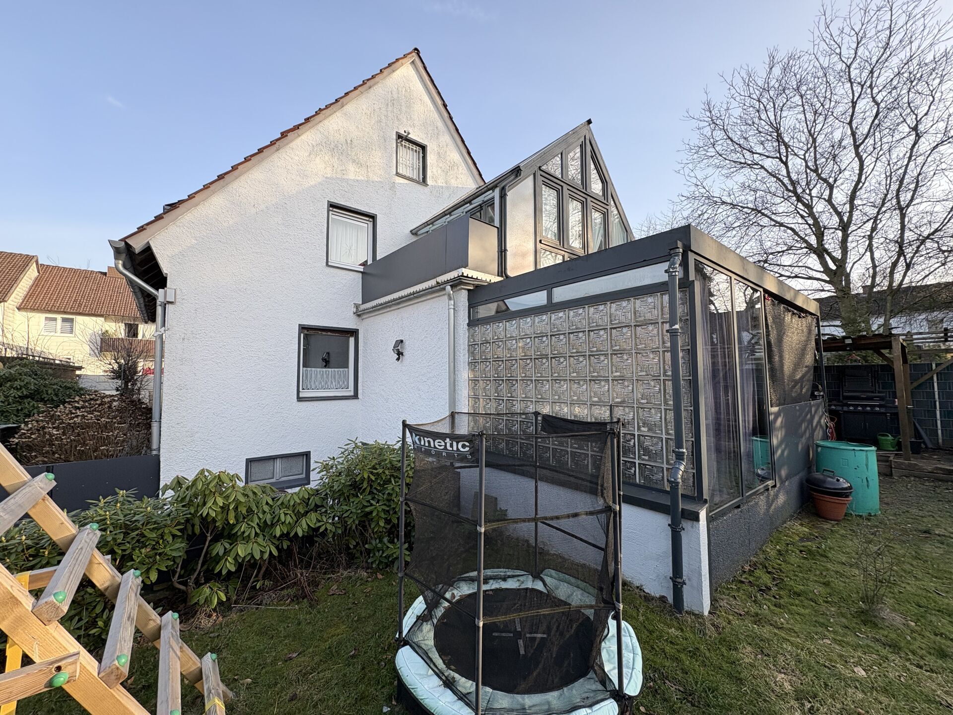 Immobilienangebot - Detmold - Alle - Attraktive Gelegenheit: Stilvolles Einfamilienhaus mit Garten!