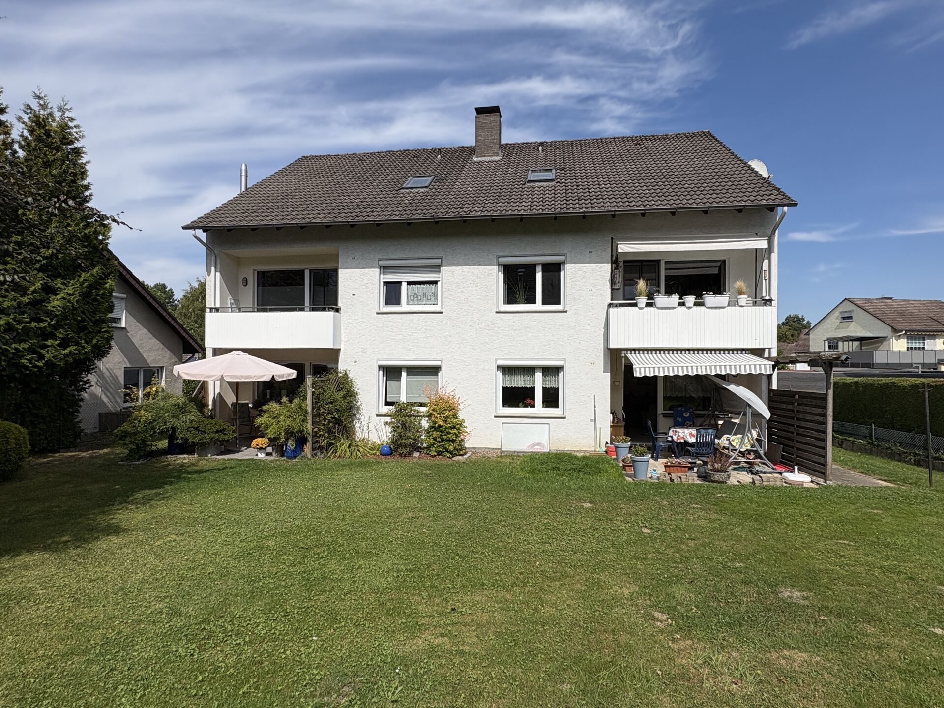 Immobilienangebot - Detmold / Loßbruch - Alle - Profitables Mehrfamilienhaus in Bentrup-Loßbruch – Jetzt investieren!