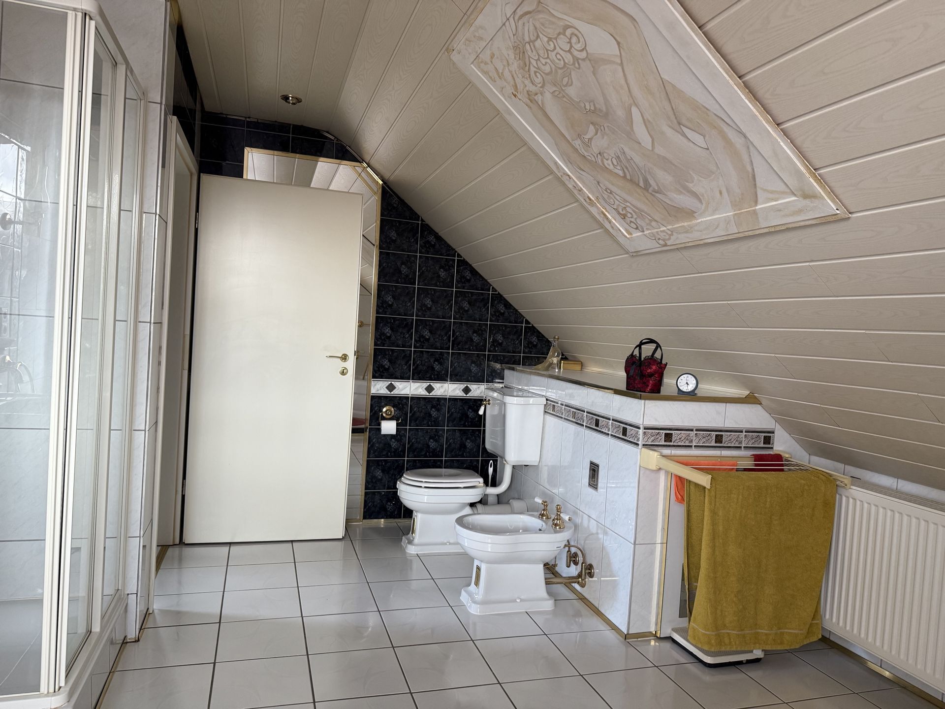 Immobilienangebot - Nieheim - Alle - Charmantes Einfamilienhaus mit Einliegerwohnung
