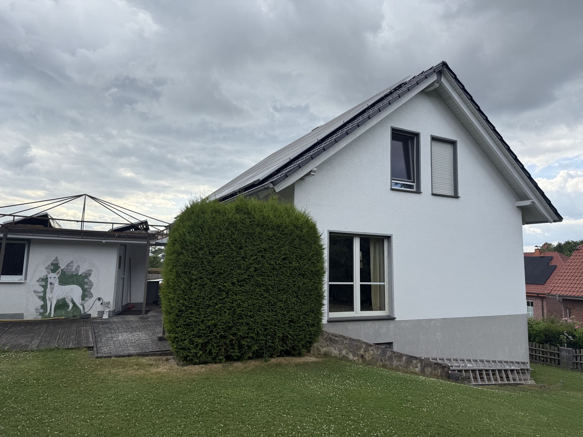 Immobilienangebot - Nieheim - Alle - Charmantes Einfamilienhaus mit Einliegerwohnung