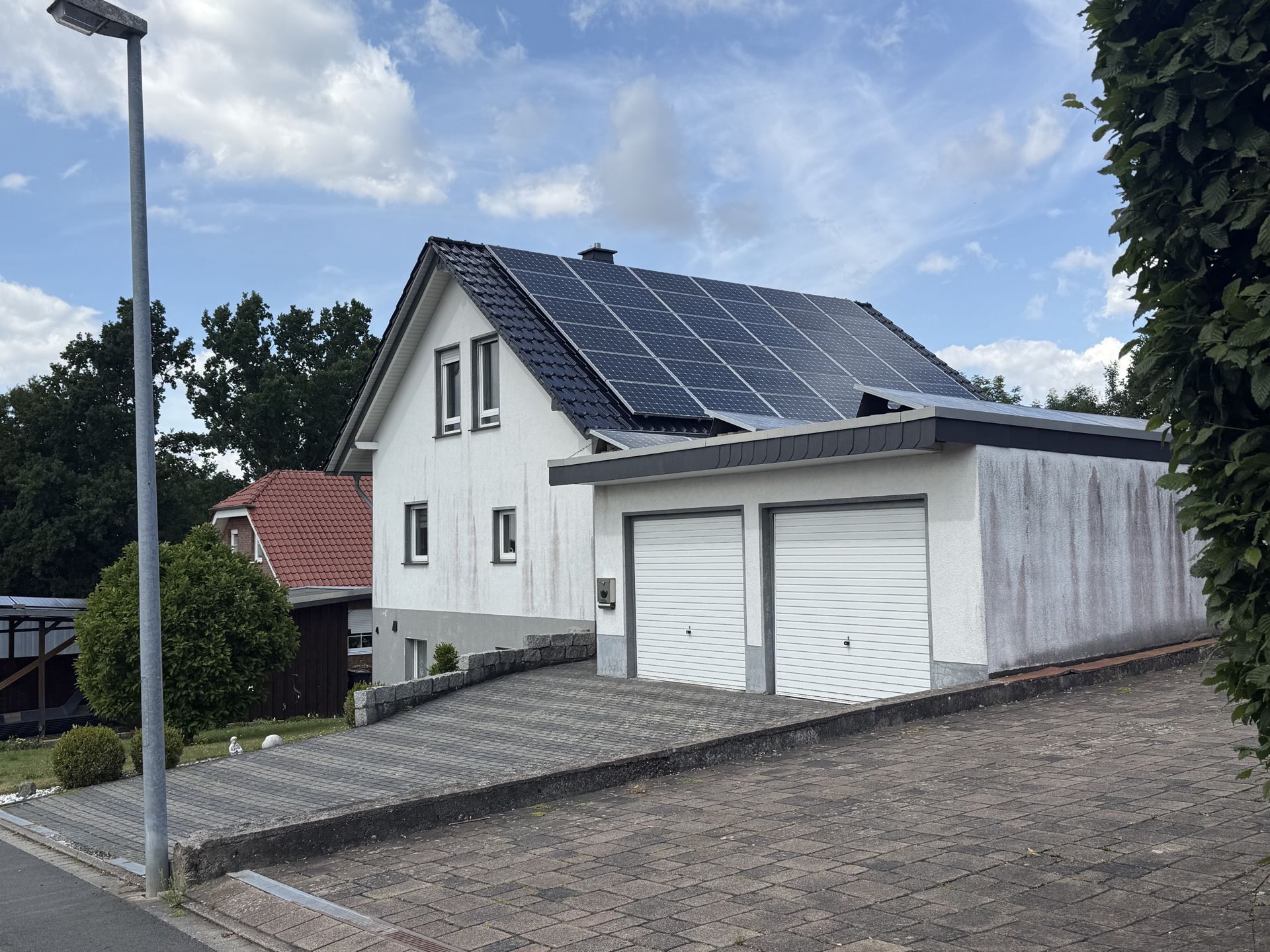 Immobilienangebot - Nieheim - Alle - Charmantes Einfamilienhaus mit Einliegerwohnung