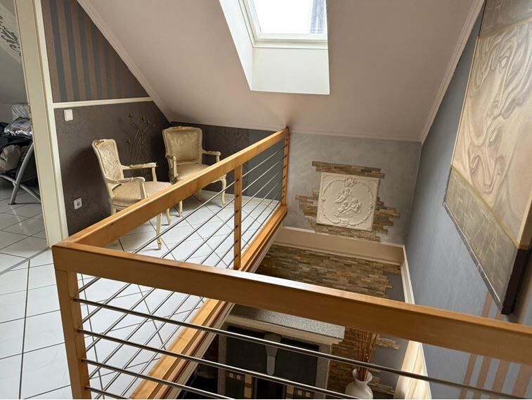 Immobilienangebot - Nieheim - Alle - Charmantes Einfamilienhaus mit Einliegerwohnung