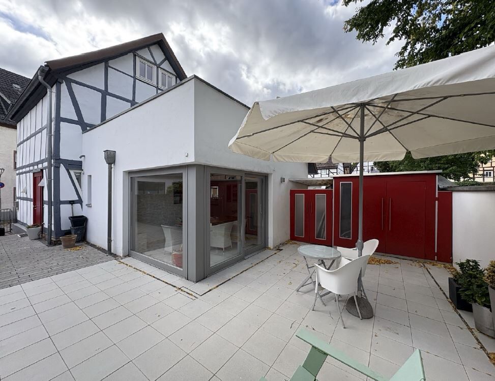 Immobilienangebot - Höxter - Alle - Charmantes Fachwerkhaus mit Neubaucharakter in direkter Innenstadtlage von Höxter