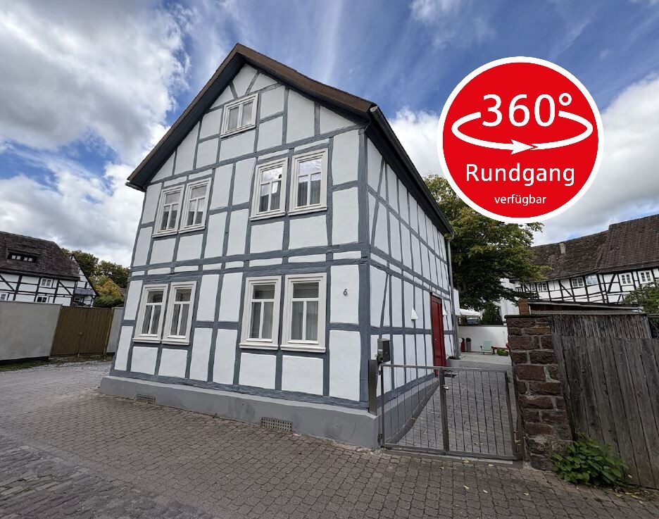 Immobilienangebot - Höxter - Alle - Charmantes Fachwerkhaus mit Neubaucharakter in direkter Innenstadtlage von Höxter