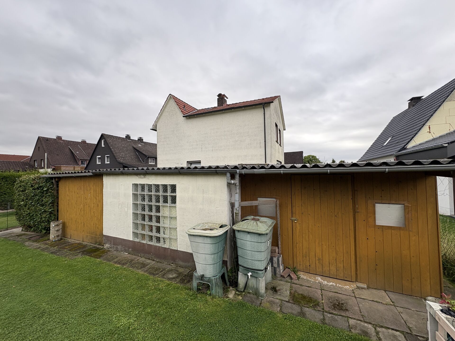 Immobilienangebot - Brakel - Alle - Einfamilienhaus in ruhiger und landschaftsnaher Lage von Brakel