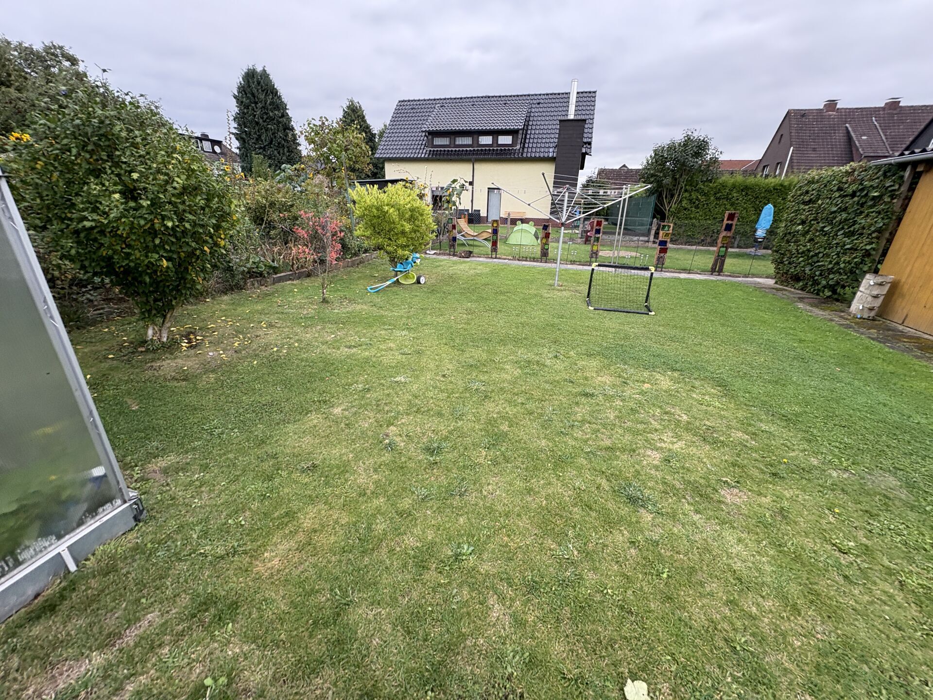 Immobilienangebot - Brakel - Alle - Einfamilienhaus in ruhiger und landschaftsnaher Lage von Brakel