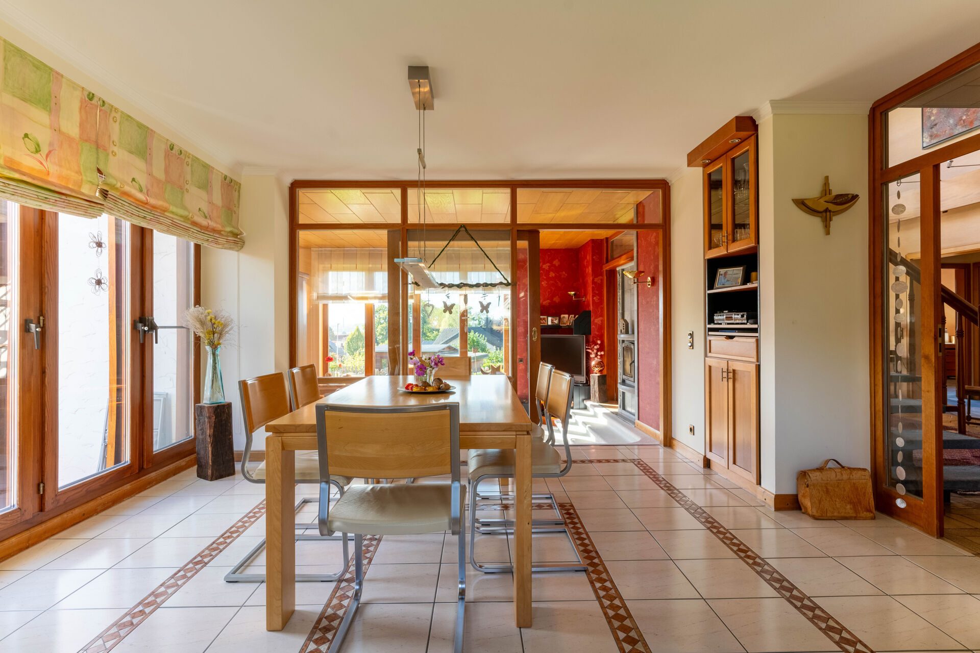 Immobilienangebot - Marienmünster / Vörden - Alle - Stilvolles Wohnen mit großzügigem Grundriss und hochwertiger Ausstattung in Marienmünster