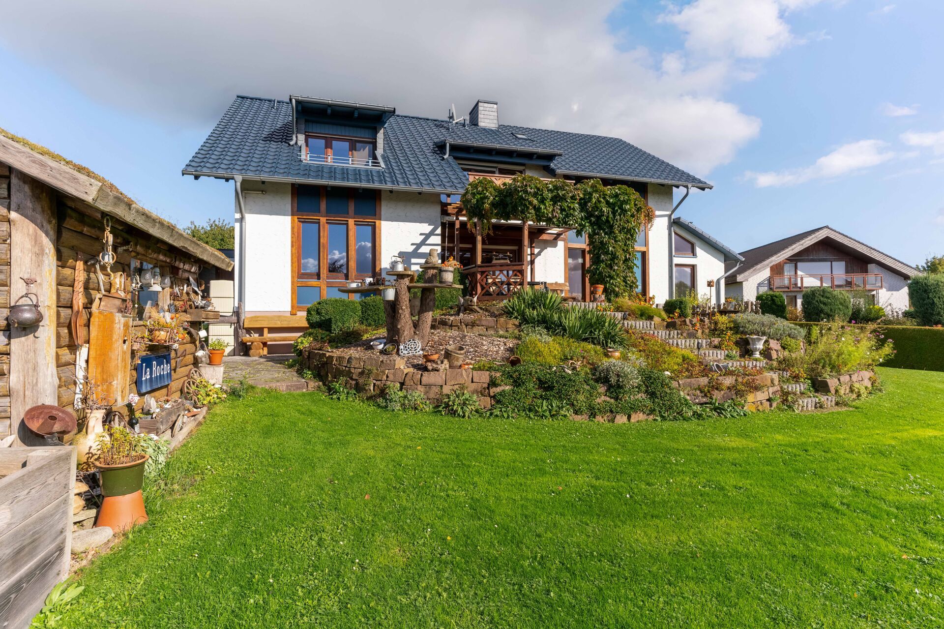 Immobilienangebot - Marienmünster / Vörden - Alle - Stilvolles Wohnen mit großzügigem Grundriss und hochwertiger Ausstattung in Marienmünster