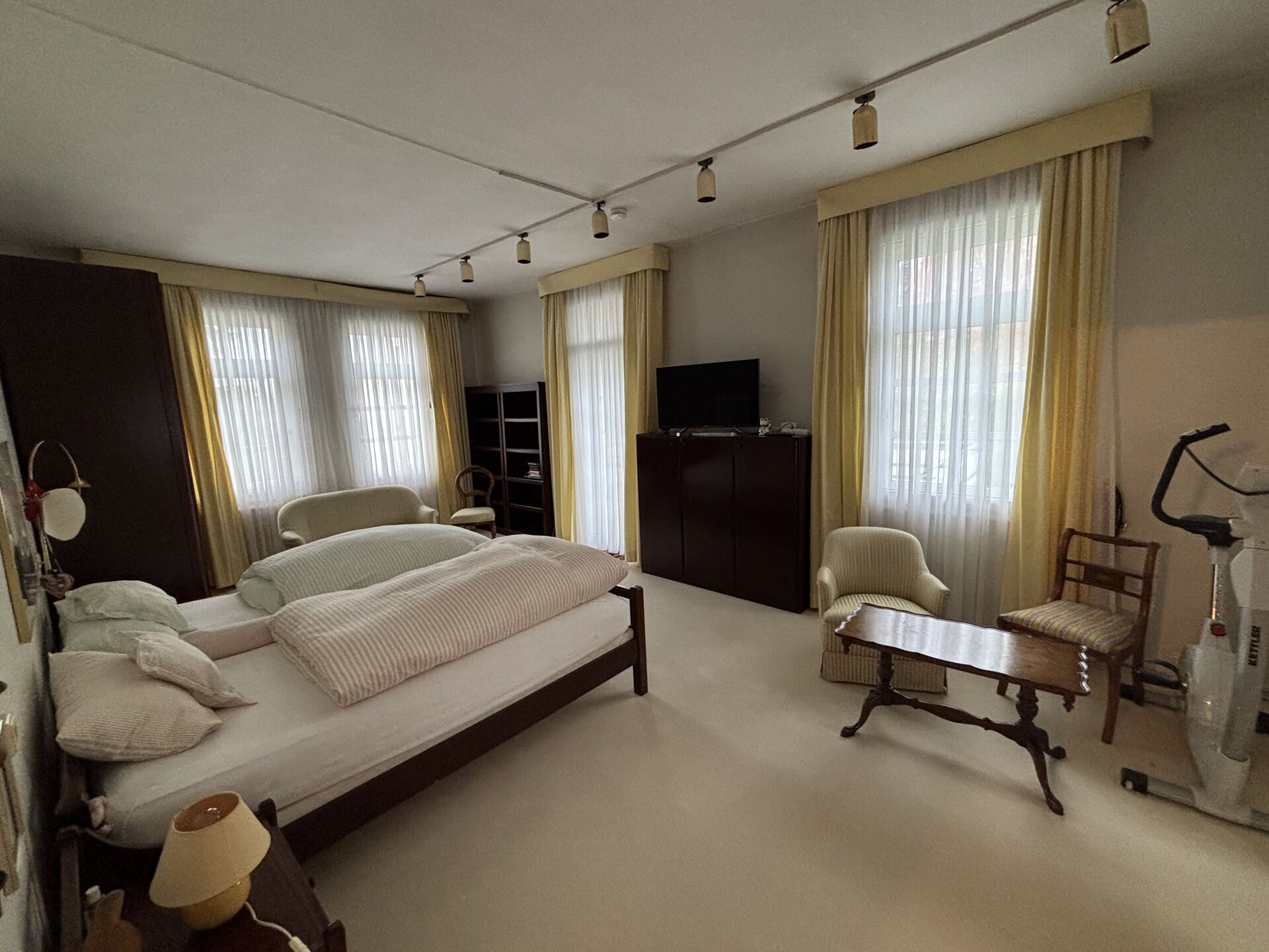 Immobilienangebot - Lage - Alle - Tradition trifft Moderne - Wohn- und Geschäftshaus mit Stil!